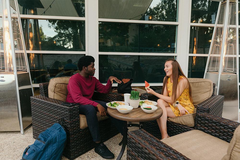 Students enjoy outdoor dining at the Eagle’s Landing.